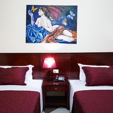 Orchidea Hotel Tirana Exterior photo