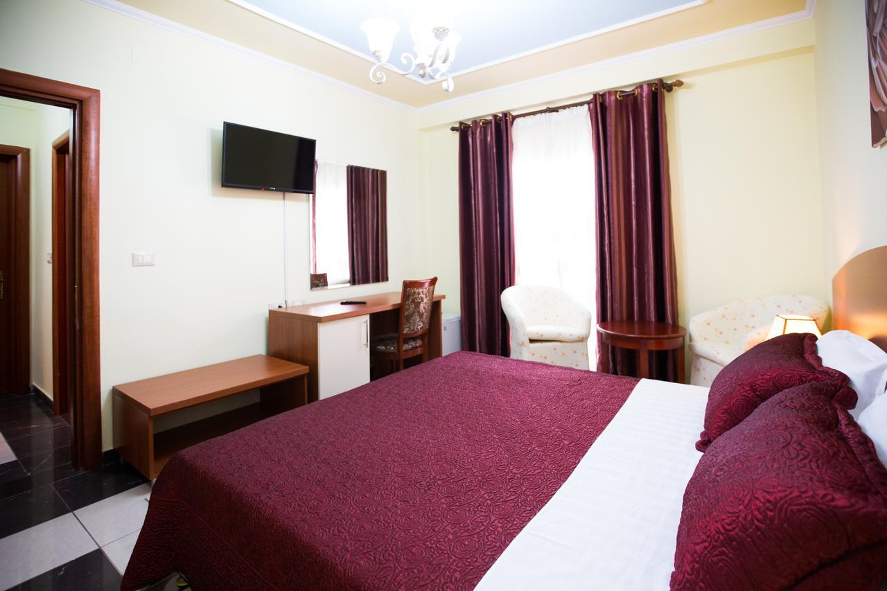 Orchidea Hotel Tirana Exterior photo