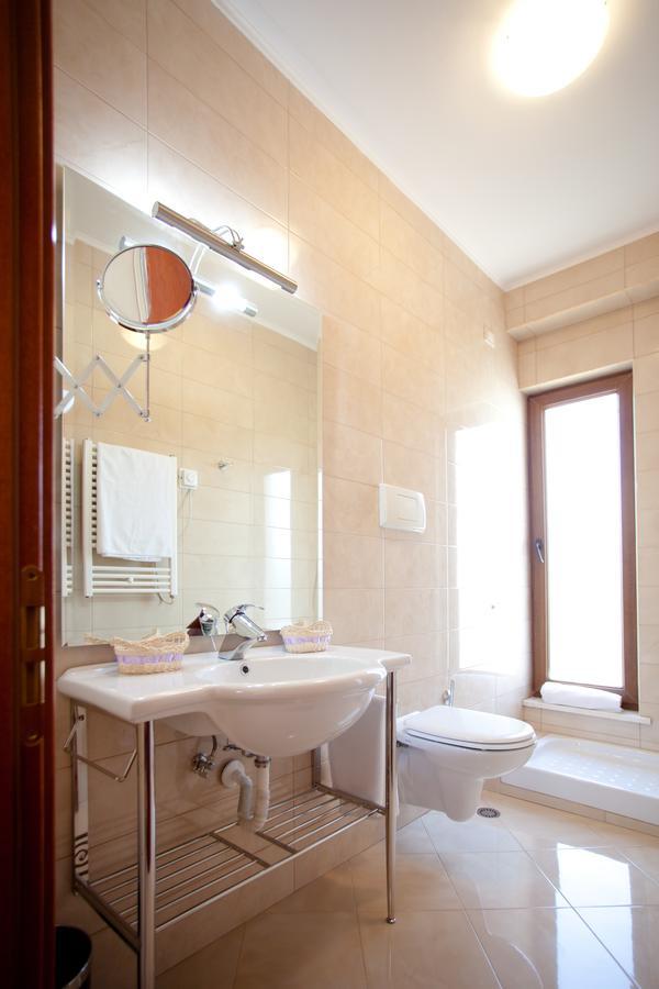 Orchidea Hotel Tirana Exterior photo